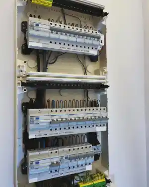 elektricien_antwerpen-merksem_Amelek_Elektrotechniek_7.jpg