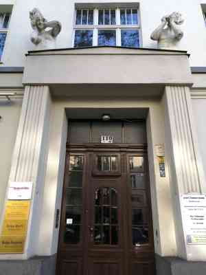 rechtsanwalt_berlin_Strafrechtskanzlei_Nadine_Antoinette_Kramer_-_Anwältin_Strafrecht_Strafverteidigerin_Pflichtverteidiger_Opferanwalt_6.jpg