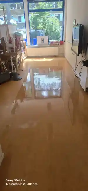 schoonmaakbedrijf_bergen-nh_Mo_schoonmaakbedrijf__2.jpg