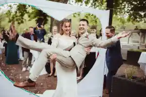Hochzeit in Halle an der Saale im Krug zum Grünen Kranze.jpg