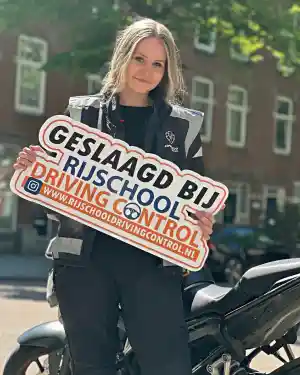 rijschool_rotterdam_Rijschool_Driving_control_7.jpg