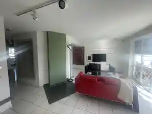 Gestaltung von Wohn, Esszimmer und Küche, Treppenhaus .jpg