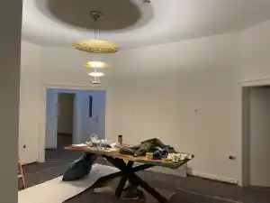 Gestaltung einer Altbau-Wohnung mit personalisierten Farbtönen.jpg