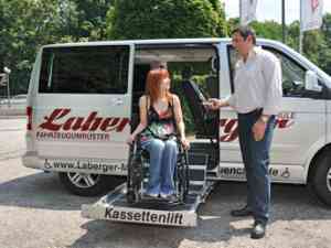 fahrschule_m%C3%BCnchen_Laberger_GmbH_-_Fahrzeugumrüstung_für_mobilitätseingeschränkte_Personen_&_Fahrschule_3.jpg