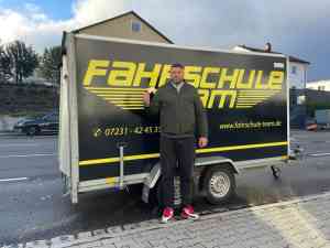fahrschule_pforzheim_Fahrschule-Team_-_Dimitri_Surikow_3.jpg