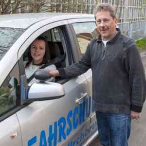 fahrschule_henneberg_Busch_Iven_3.jpg