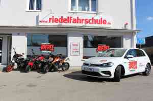fahrschule_k%C3%B6nigsbrunn_Riedel_Fahrschule_2.jpg