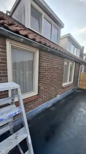 Dakgoot met regenpijp vernieuwen.jpg