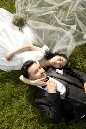 Hochzeit im Grünen.jpg