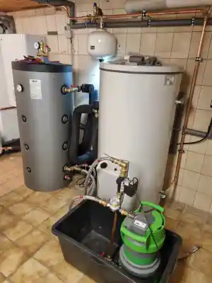 waermepumpe_marl_Meisterbetrieb_SUNTHERMS_Wärmepumpentechnik_-_PV_Anlagen_-_Alt_&_Neubausanierung_4.jpg