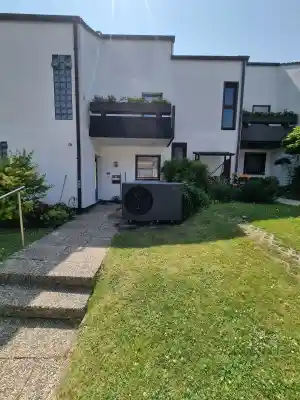 waermepumpe_marl_Meisterbetrieb_SUNTHERMS_Wärmepumpentechnik_-_PV_Anlagen_-_Alt_&_Neubausanierung_5.jpg