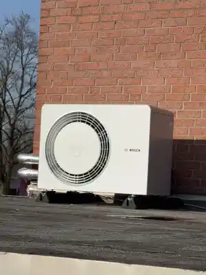 GIEDORF - Wärmepumpe in einem Reihenendhaus in Neuss.jpg