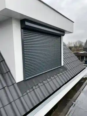 Bakel - 13 stuks Alulux rolluiken Somfy RS100 Solar IO TaHoma Switch.jpg