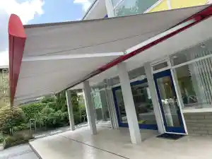 Project Utrecht – Zonwering in stijl van Rietveld.jpg