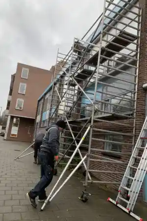 Amsterdam - Uitvalschermen met Somfy motoren – Gem A'dam.jpg