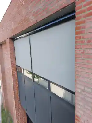 Sint-Oedenrode - Projectzonwering ritsscreen Somfy IO.jpg