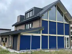 Project Akersloot – Zonwering in stijl, comfort en duurzaamheid.jpg