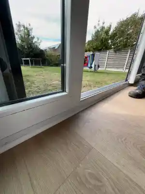 Plaatsen van laminaat 70m2.jpg