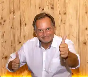 dj_markt-schwaben_DJ_Gunar_2.jpg