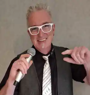 dj_g%C3%BCtersloh_Mobile_Disco_DJ_DiMo_6.jpg