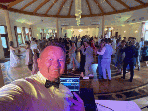 dj_lambrechtshagen_DJ_METIU_-_Hochzeits_DJ_für_deutsche_&_polnische,_schlesische_Feiern!_Polnischer_DJ,_Polski_DJ_7.jpg