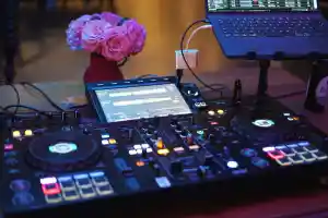 dj_bad-nauheim_Pianist_&_DJ_aus_Bad_Nauheim_I_pianoplus.de_5.jpg
