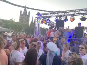 dj_pulheim_DJ_Muesli_-_Event,_Hochzeits_&_Party_DJ_Köln_/_NRW_6.jpg