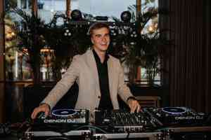 dj_k%C3%B6ln_JNEX_-_Event_DJ_2.jpg