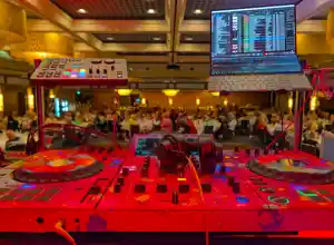 dj_bad-salzschlirf_(ab_750€)_Hochzeit_DJ_Event_DJ_Renooo__4.jpg