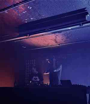 dj_offenbach_Hochgefühl_-_DJs_*_Artisten_*_Musiker_5.jpg