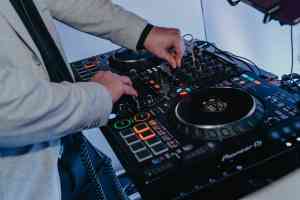 dj_h%C3%B6chberg_DJ_Audiophil_-_Hochzeits-DJ_2.jpg