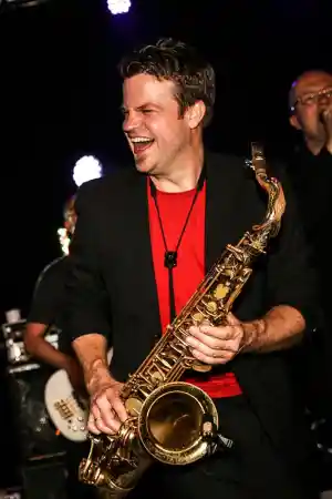 dj_bergisch-gladbach_SAXOPHONAUT_-_Der_Saxophonist_aus_Köln_6.jpg