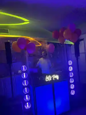 dj_kirchheim-unter-teck_DJ_Manero_Wedding_|_Club_|_Event_DJ_2.jpg