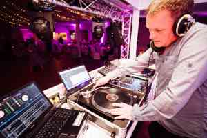 dj_rosengarten-niedersachsen_Der-DJ-Sven_2.jpg