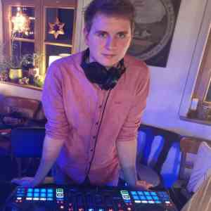 dj_achberg_DJ_Brano_-_Hochzeits-DJ_Bodensee,_Allgäu,_Oberschwaben_5.jpg