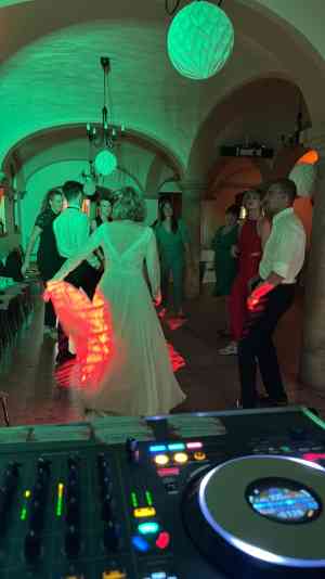 dj_wilthen_DJ_Steve_Sussig_|_Hochzeits-DJ_&_Firmenevents_6.jpg