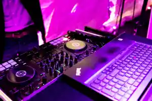 dj_neuhof-niedersachsen_DJ_Service_Hildesheim_5.jpg