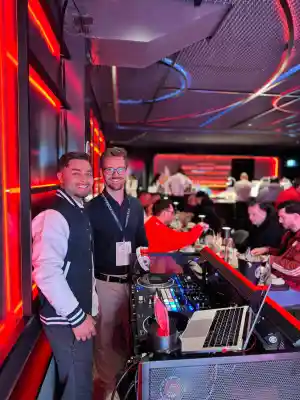 dj_m%C3%BCnchen_DJ_MADON_MASH_6.jpg