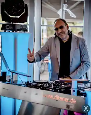 dj_schrecksbach_DJ_Taner_|_DJ_für_Hochzeiten_&_Events_7.jpg