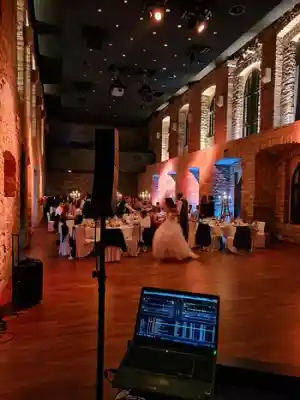 dj_neu-isenburg_DJ-Hochzeit-DJ-Geburtstag-DJ.de_by_Byron_Bogues_5.jpg