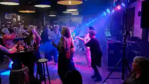 Gezellig verjaardagsfeest.jpg