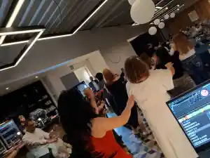 Gezellige Bruiloft Caro Benjamin .jpg