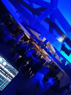 Gezellige 50 jarige verjaardag feest ..jpg