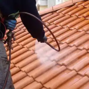 dachdecker_bar%C3%9Fel_D&A_Bau_Dachreinigung_und_Dachbeschichtung_4.jpg