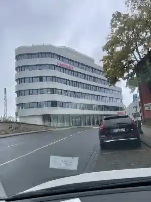 300 zufriedene Kunden .jpg