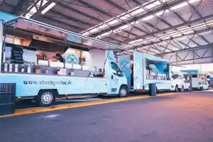 Catering zu Speira Sommerfest mit 6500 Gästen - 8 Foodtrucks in Neuss.jpg