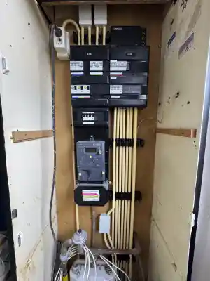 Compleet meterkast renovatie + kabels aanleggen .jpg