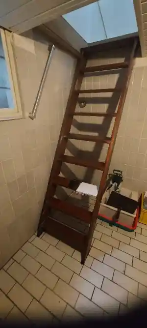 Waterdichting wand- vloeraansluiting kelder..jpg