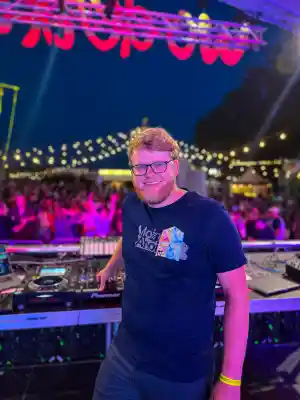 dj_pinneberg_DJ_Chris_Seegel_-_Ihr_Event-_&_Hochzeits-DJ_im_Norden_6.jpg