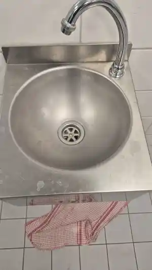 glazenwasser_wuustwezel-loenhout_Alpha_Omega_Cleaning__3.jpg